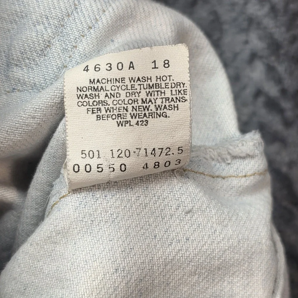 Levis perfectly broken